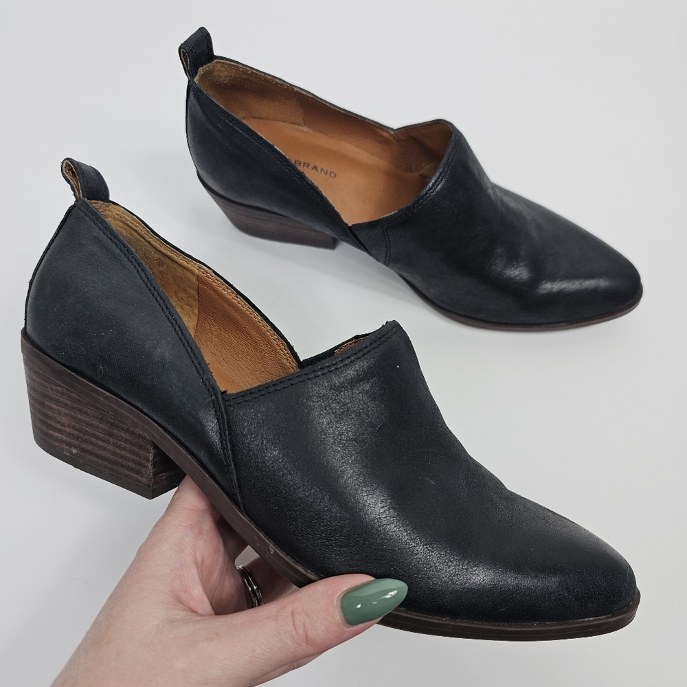 Lucky Brand Morriah Black Leather Heeled Loafer Slip Ons 6.5